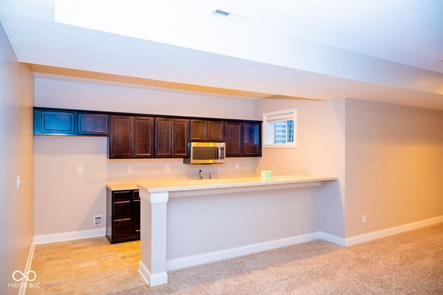 6677 W May Apple Drive, Mccordsville, IN 46055