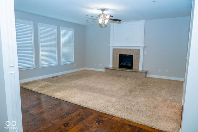 6677 W May Apple Drive, Mccordsville, IN 46055