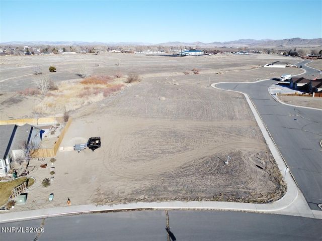 422 Seminole Drive, Yerington, NV 89447