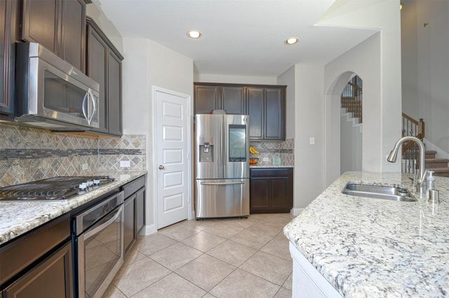 15506 Kensington Bluff Drive, Cypress, TX 77429