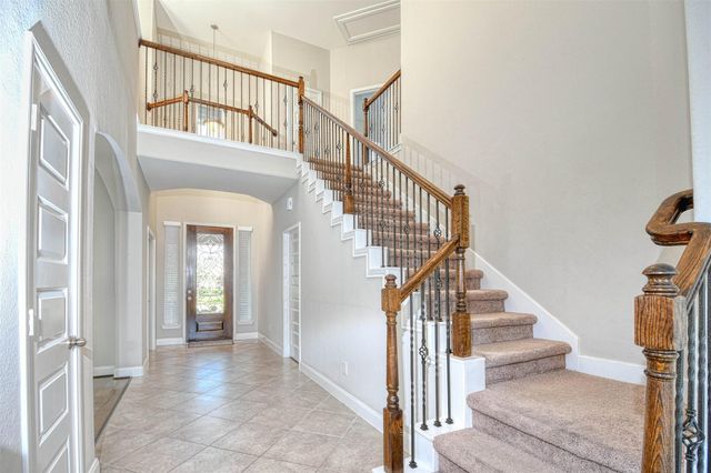 15506 Kensington Bluff Drive, Cypress, TX 77429