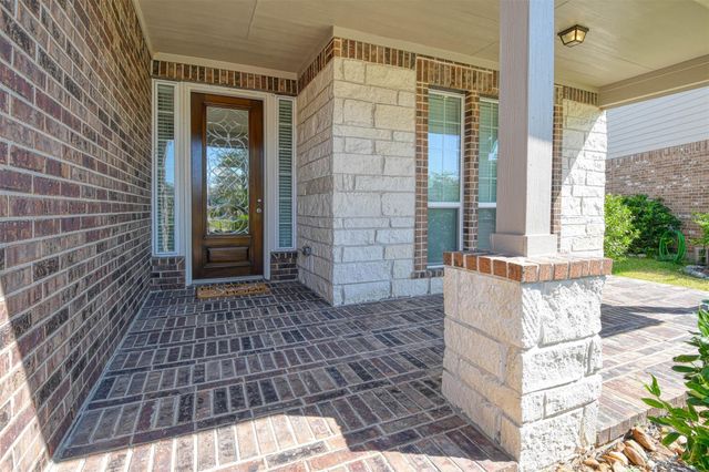 15506 Kensington Bluff Drive, Cypress, TX 77429