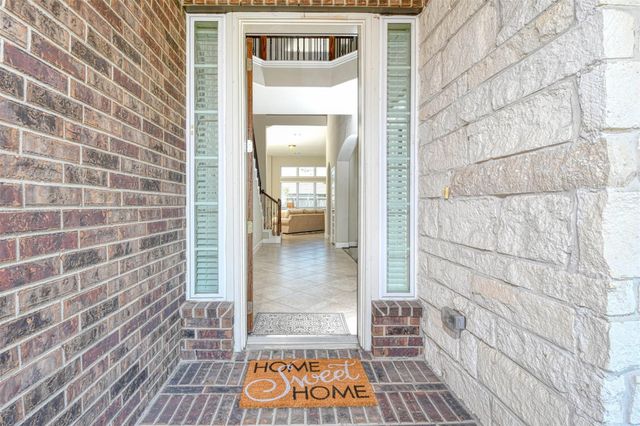 15506 Kensington Bluff Drive, Cypress, TX 77429