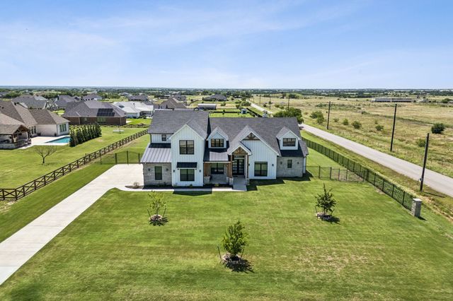 3908 Crockett Lane, Northlake, TX 76226