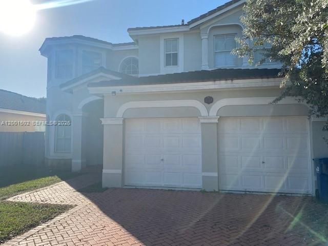 16568 SW 54th St, Miami, FL 33185