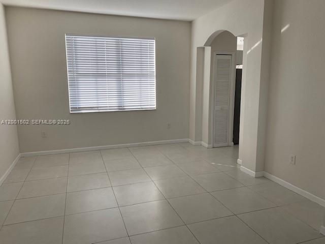 16568 SW 54th St, Miami, FL 33185