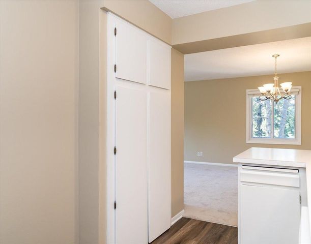 10326 Balsam Lane, Eden Prairie, MN 55347