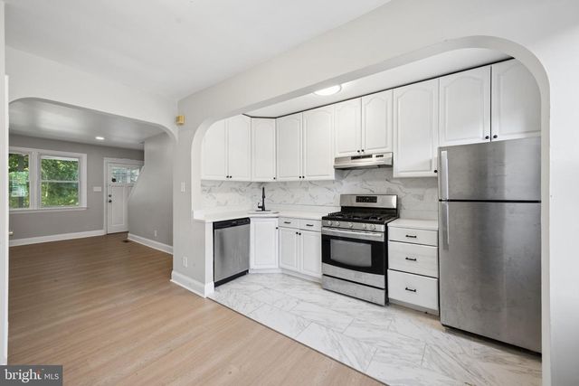 3548 BENZINGER RD, Baltimore, MD 21229