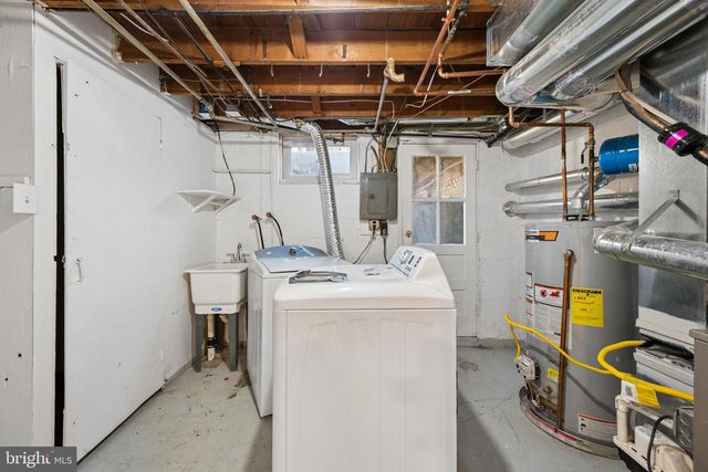 3548 BENZINGER RD, Baltimore, MD 21229