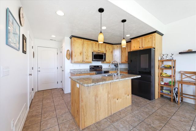569 E 1540 S, Lehi, UT 84043