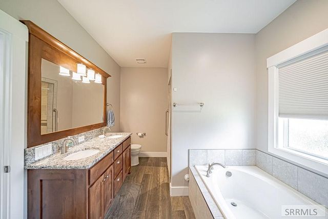 1043 Diamond Drive, Ammon, ID 83406