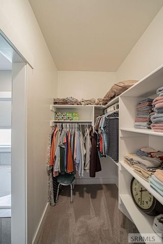 1043 Diamond Drive, Ammon, ID 83406