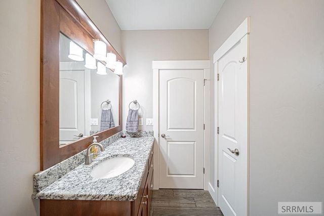 1043 Diamond Drive, Ammon, ID 83406