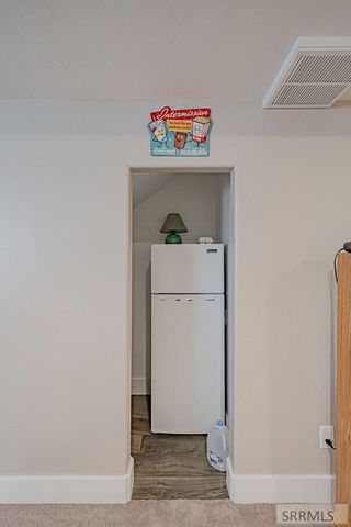 1043 Diamond Drive, Ammon, ID 83406