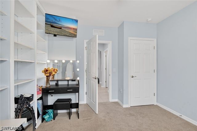 3425 Cancun CT, Cape Coral, FL 33909