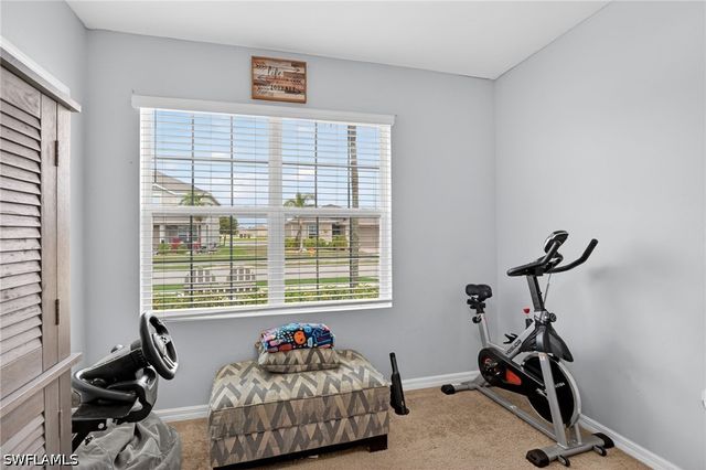 3425 Cancun CT, Cape Coral, FL 33909