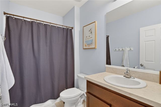 3425 Cancun CT, Cape Coral, FL 33909