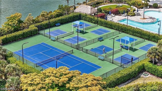 3425 Cancun CT, Cape Coral, FL 33909