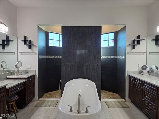 1255 NW 38th AVE, Cape Coral, FL 33993