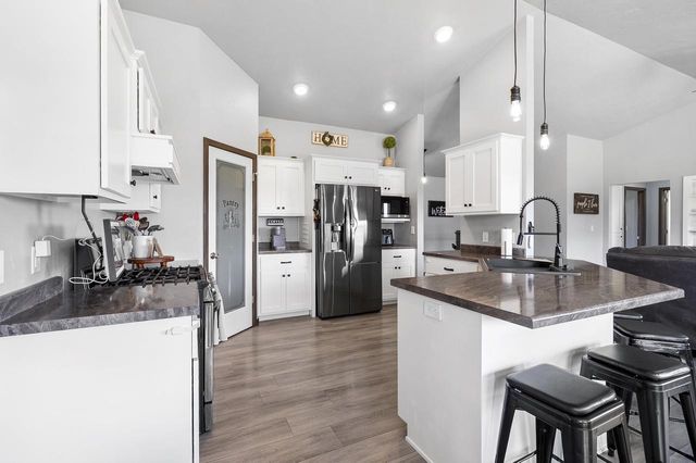 2532 KILRUSH ROAD, De Pere, WI 54115