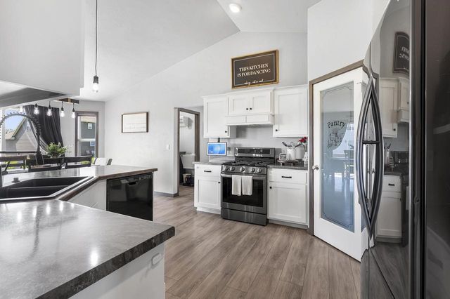 2532 KILRUSH ROAD, De Pere, WI 54115