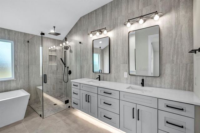 8209 Polar DR, Austin, TX 78757