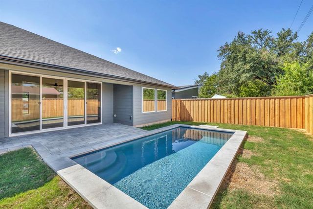 8209 Polar DR, Austin, TX 78757