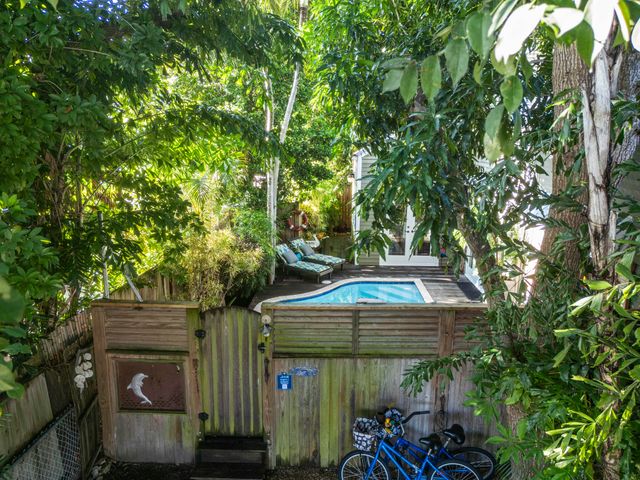1017 Angela Street, Key West, FL 33040