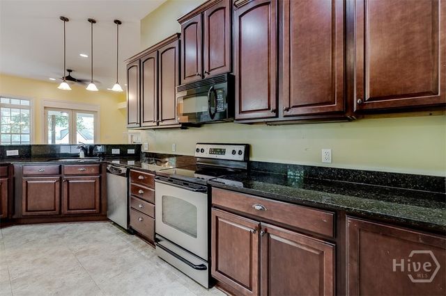 104 Myrtlewood Court, Guyton, GA 31312
