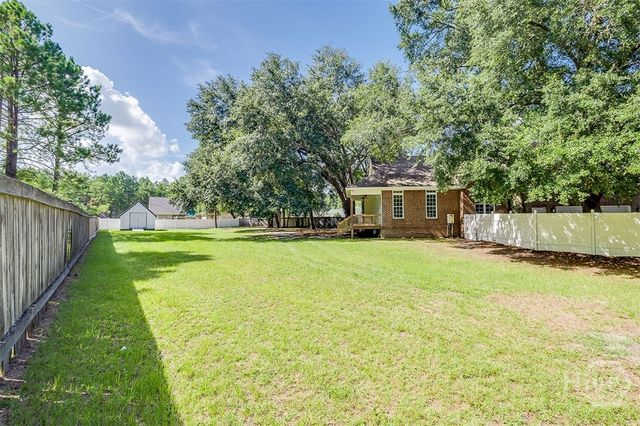 104 Myrtlewood Court, Guyton, GA 31312