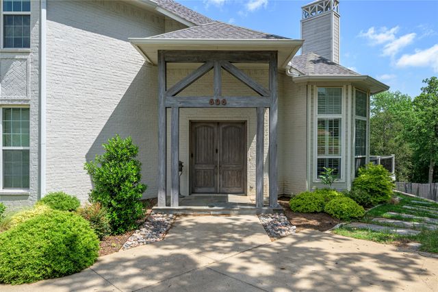 606 Lakepoint Loop, Pottsboro, TX 75076