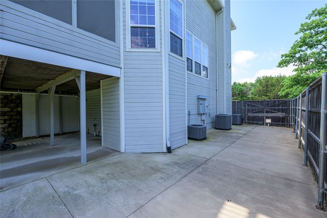 606 Lakepoint Loop, Pottsboro, TX 75076
