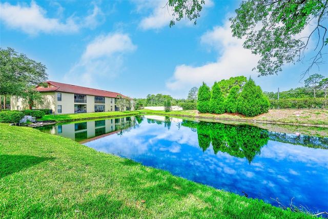 1801 E LAKE ROAD 10F, Palm Harbor, FL 34685