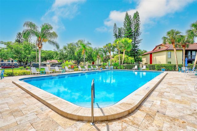 1801 E LAKE ROAD 10F, Palm Harbor, FL 34685