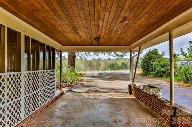 364 Dave Sims Road, Rutherfordton, NC 28139