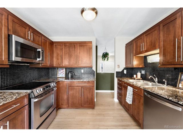 2329 S Eldridge St, Lakewood, CO 80228