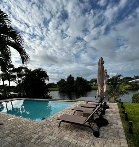 3324 Lakeview Boulevard, Delray Beach, FL 33445