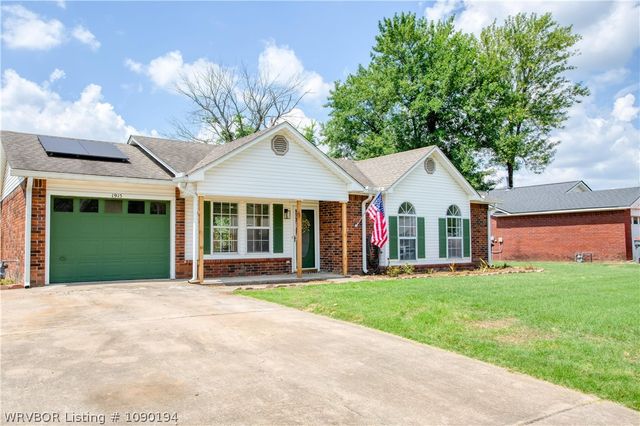 1915 Whippoorwill Drive, Greenwood, AR 72936
