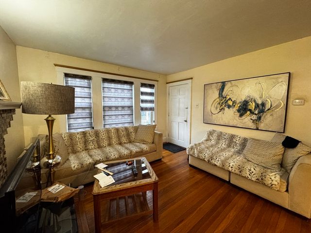 42 Florence St 1, Quincy, MA 02170