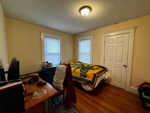 42 Florence St 1, Quincy, MA 02170