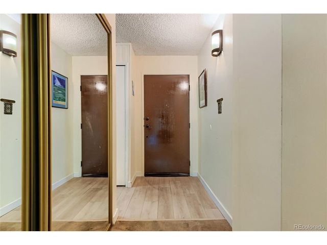 3465 S Poplar St 101, Denver, CO 80224