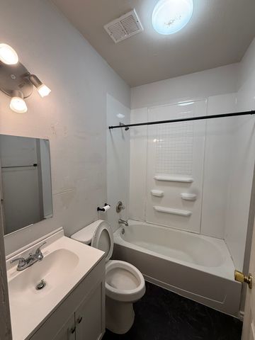 1104 E Richmond 1102, Fort Worth, TX 76104