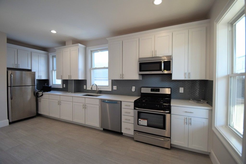 755 Saratoga St 2, Boston, MA 02128