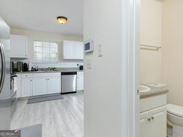 6062 Lamp Post Place, South Fulton, GA 30349