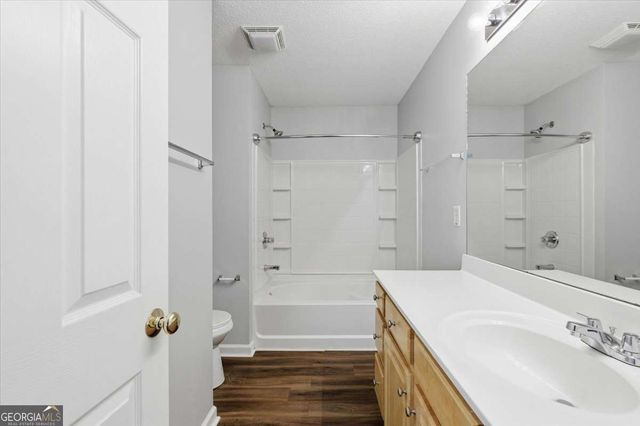 200 Riverstone Commons Circle, Canton, GA 30114