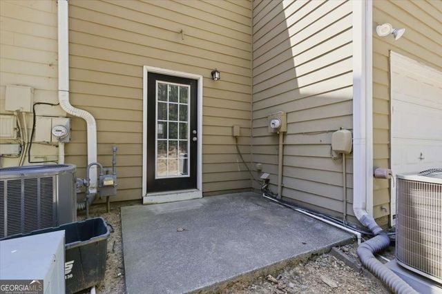 200 Riverstone Commons Circle, Canton, GA 30114