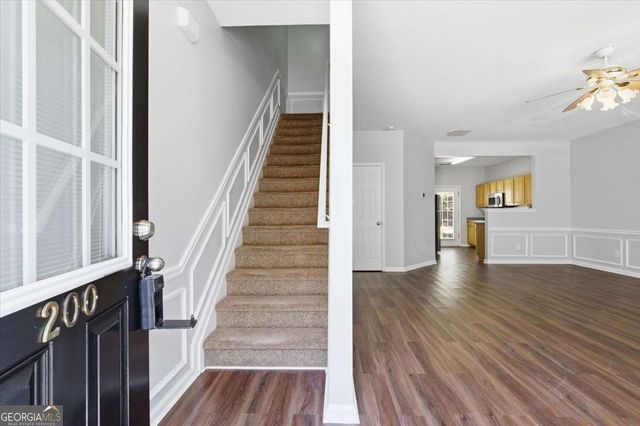 200 Riverstone Commons Circle, Canton, GA 30114