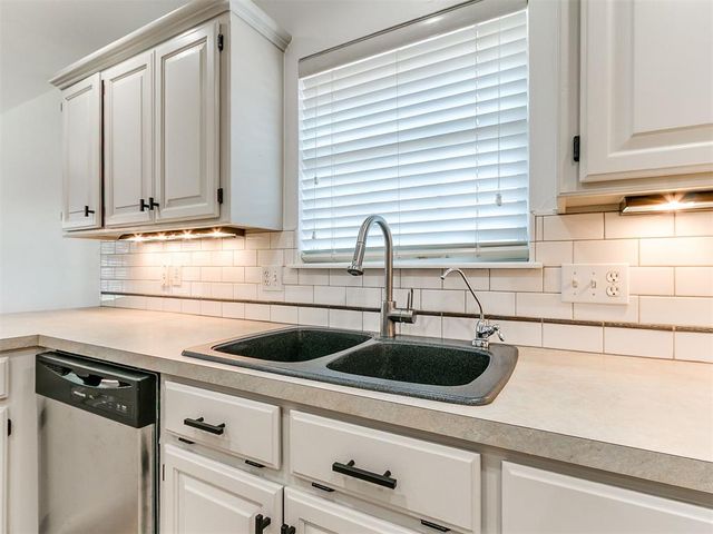 409 NW 141st Circle, Edmond, OK 73013