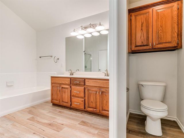 409 NW 141st Circle, Edmond, OK 73013