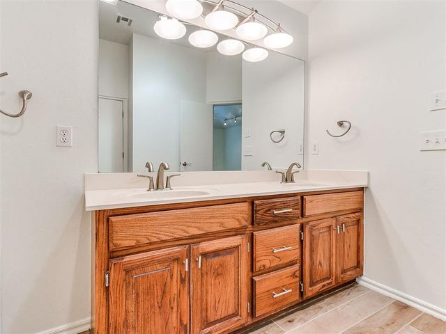 409 NW 141st Circle, Edmond, OK 73013